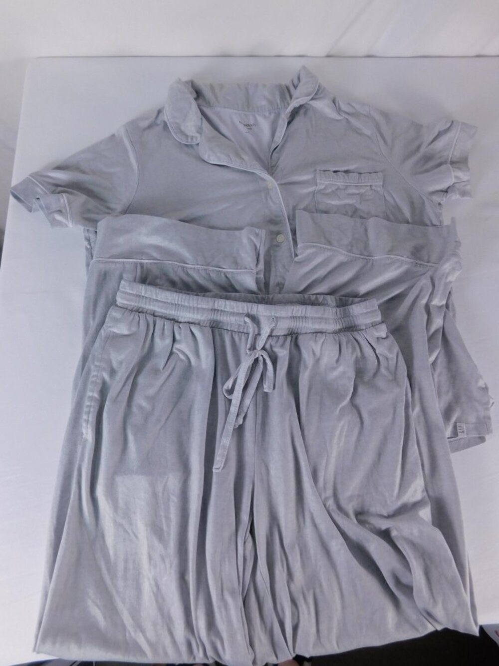Gap Body Pajama Set Womens M Gray Velour Short Sleeve Button Drawstring Pants